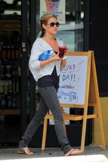 Kristin Cavallari's Feet (140715)