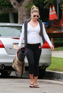 Ali Larter's Feet (186910)