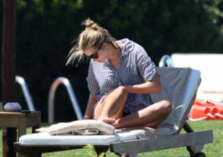 Ivanka Trump's Feet (204402)