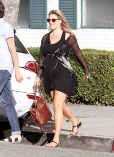Ali Larter's Feet (206553)