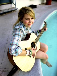 Mae Whitman's Feet
